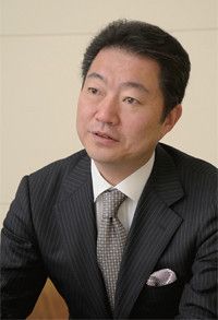 <strong>スクウェア・エニックス・ホールディングス社長 和田洋一</strong>●1959年生まれ。84年東大法卒、野村証券入社。主計部など6部署を経て「トレーダー以外はすべて経験した」。2000年にスクウェアに転じ、01年社長就任。08年より現職。