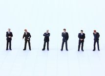 平成ゆとり、昭和バブル……職場の“世代間ギャップ”にどう対応する？