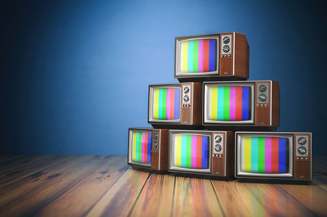 古い型のテレビ