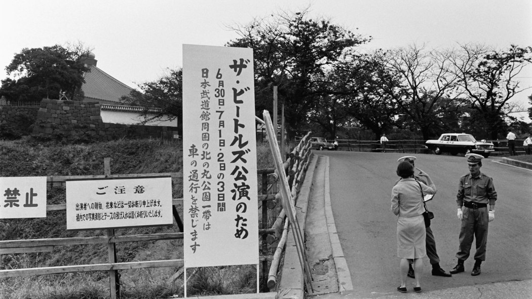 ｢4人の警備に3万5000人を投入｣ビートルズの伝説の日本公演でみせた警視庁の本気 これはもう｢たかが音楽会｣ではない