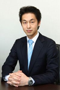 曽山哲人氏