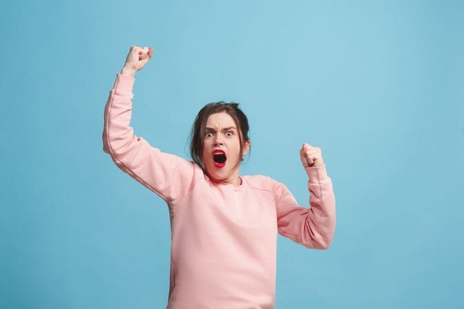 エネルギッシュなイメージの女性