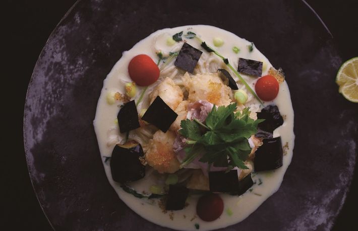 地元・湯河原の豆乳を使った冷やし麺は夏の名物になっている。