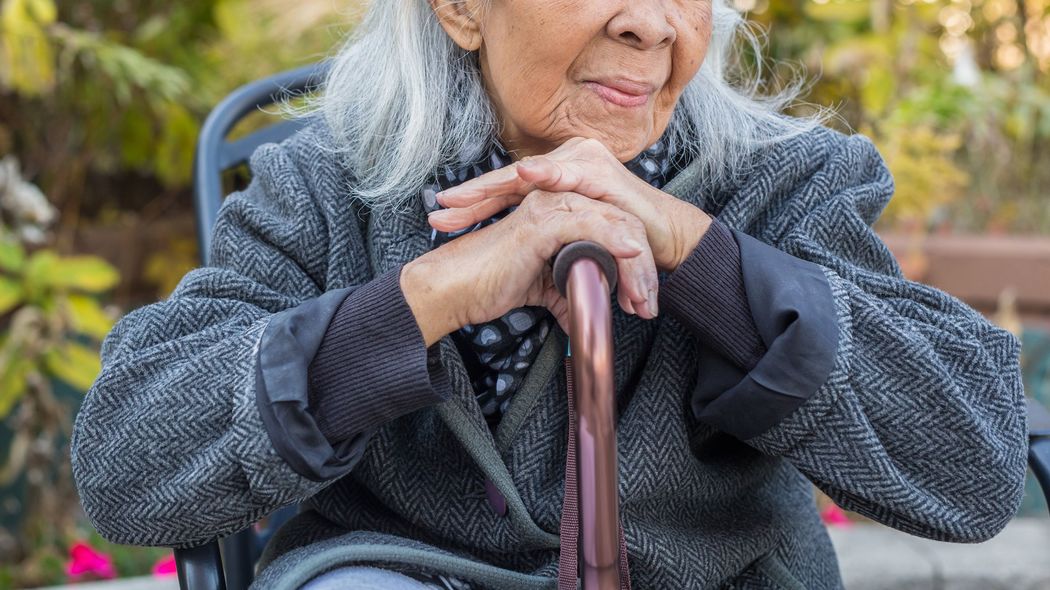 ユニクロとスーパーを目の敵にする意外な事情…老父が老老介護する認知症母から受ける｢妄想攻撃の破壊力｣ ｢いらない｣と念押ししても母親が買う｢肉おかず｣