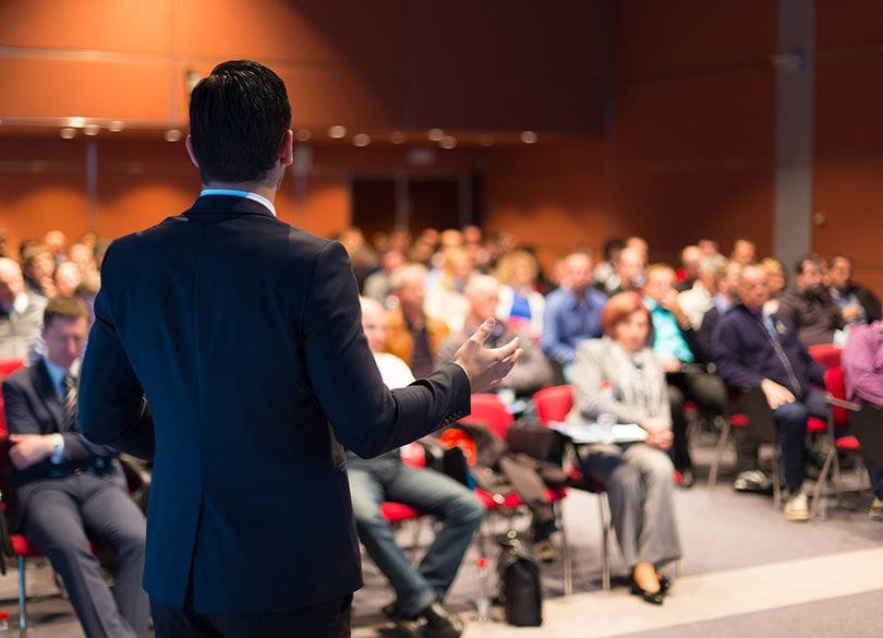 英語スピーチ"丸暗記"が失敗しやすい理由 「内向きの英語」から自由になろう