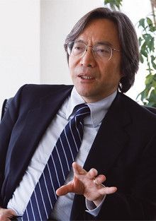 <strong>田坂広志</strong>●たさか・ひろし 1951年生まれ。東京大学大学院修了。工学博士。90年日本総合研究所の設立に参画。現在、同研究所フェロー。2000年より多摩大学大学院教授。同年、ソフィアバンク、03年、社会起業家フォーラムを設立。08年世界経済フォーラムの国際アドバイザリー・ボードのメンバーに選ばれる。