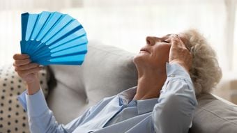 ｢エアコン代をケチるから｣だけではない…高齢者が熱中症でバタバタと倒れる医学的理由