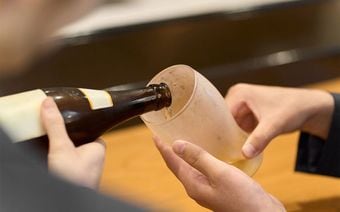 ｢マナーに反する｣｢愉快ではない｣JALファーストクラス関係者が明かす"やってしまいがちな接待のタブー"