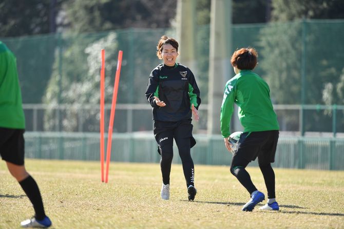 出産後、練習に参加する岩清水選手