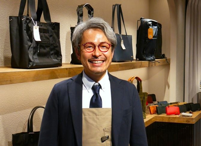 カワニシカバンプロダクト社長の川西功志さん