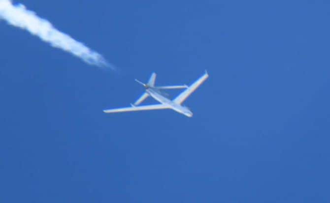 中国無人機は、今年1月1日、沖縄本島と宮古島の間を通過する中国軍の偵察型無人機「WZ－7」