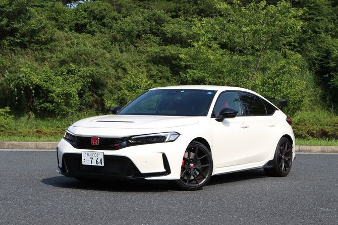 Hondaのスポーツカー、CIVIC TYPE R(シビック タイプアール)