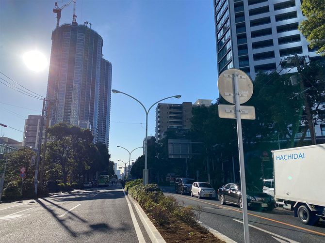 道路の拡幅で再開発も進んだが、タワマンばっかり増えるのはいただけない