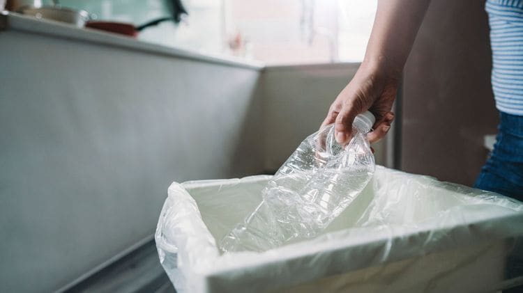 そりゃお金が貯まるはずだわ…プロが｢なぜか貯まらない家｣の住人に勧めた