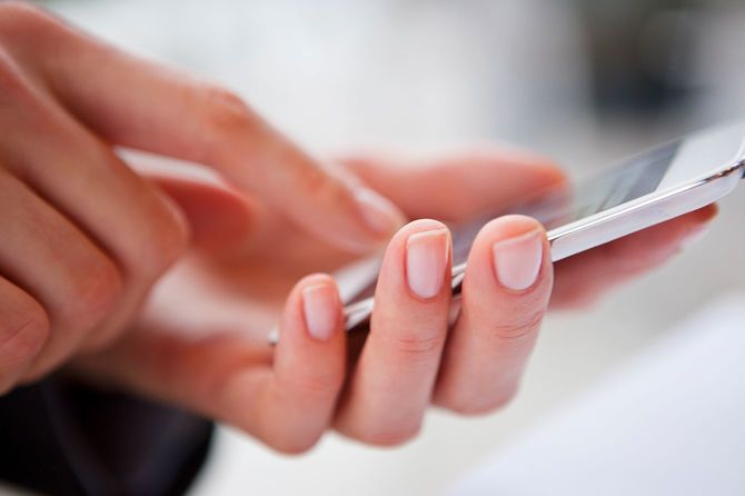 スマートフォン