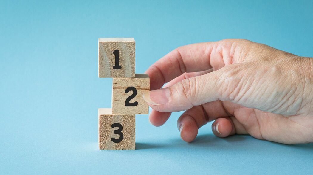 だから｢松･竹･梅｣の3段階でつい｢竹｣を選んでしまう…人間の意思決定に影響する"3つの認知バイアス"