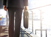 年収の25倍でも不十分「営業マン」の過酷