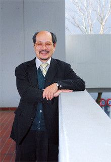 たなか・そこう●1945年、福岡県生まれ。中央大学経済学部教授。九州大学大学院修了後、西ドイツ（当時）留学。東北大学教授を経て2004 年より現職。日本国際経済学会会長や日本EU学会理事長を歴任するなど、日本におけるヨーロッパ経済研究の第一人者。