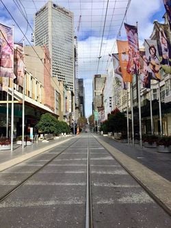 メルボルンのショッピング街・バークストリート