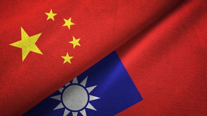 台湾と中国の国旗