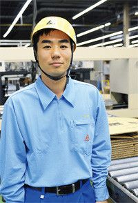 <strong>レンゴー千葉工場 元・レンゴーサービス 大坊幹博</strong>●2005年より子会社レンゴーサービス所属の派遣社員として勤務。09年よりレンゴーの正社員に。当初正社員になることになんら実感はなかったが、テレビの「派遣切り報道」で、自分の厚遇を悟る。