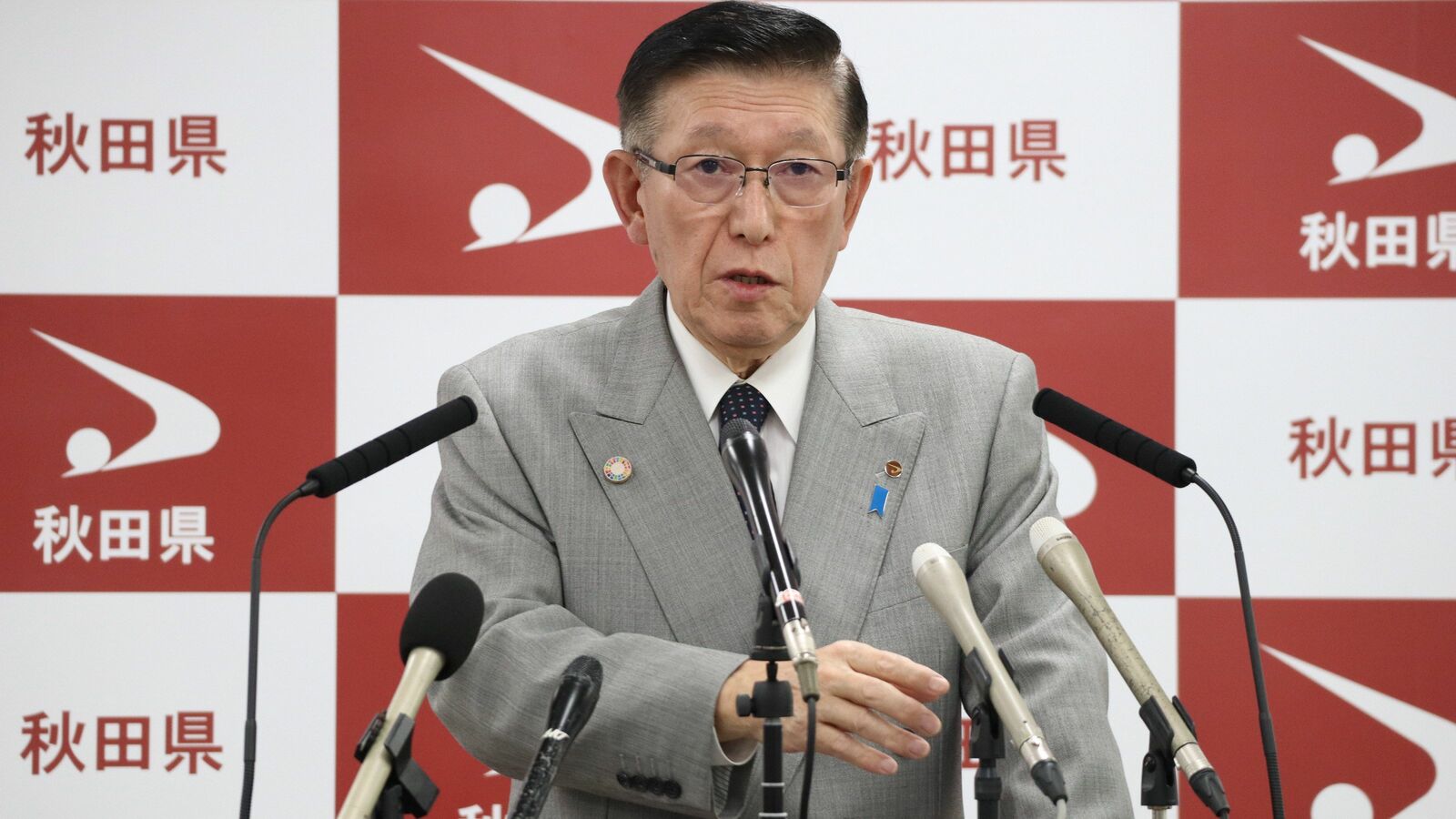 ｢四国の料理は貧乏くさい｣秋田県･佐竹敬久知事のトンデモ発言から見える地方政治の根本課題 問題発言を批判されても｢謝らない｣ワケ