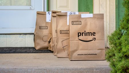 売れ筋商品を完コピ やりたい放題のアマゾンにアメリカ政府すら手を出せないワケ 苦言と生ぬるい警告が続くだけ President Online プレジデントオンライン