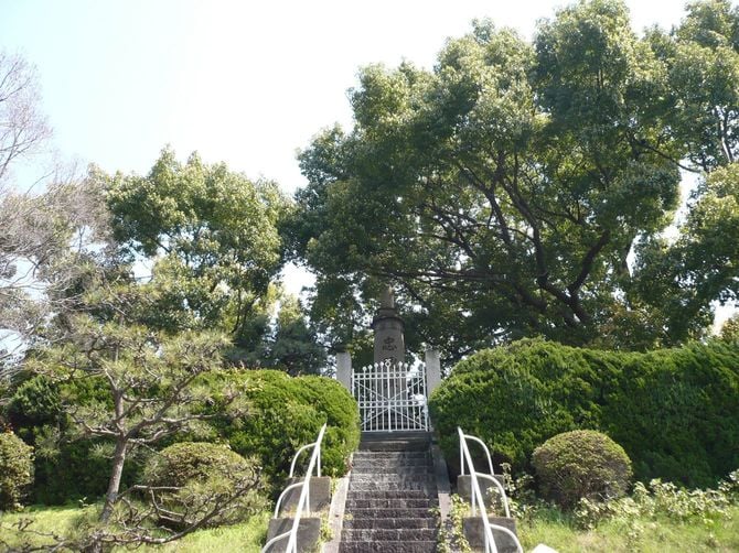 忠魂碑