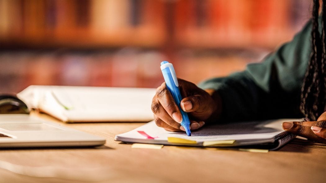 ｢書き写し｣や｢蛍光マーカー｣には意味がなかった…最新科学でわかった｢昔ながらの勉強法｣の本当の効果 ｢勉強したつもり｣にはなれるけれど…