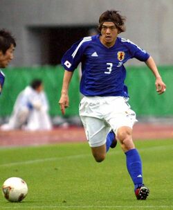 サッカーW杯日韓大会決勝トーナメントのトルコ戦で攻め上がる日本代表DF松田直樹