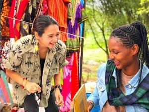 ケニア・ナイロビのマサイマーケットで