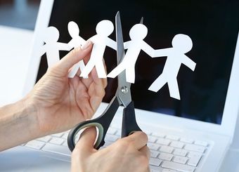 「クビになりやすい業種・会社」ランキング100