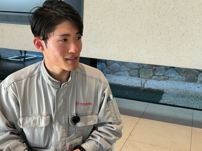 「テクニカルセンター 下山」でテストドライバーとして働く相良優斗さん