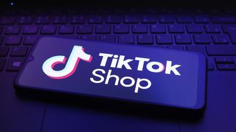生配信1回で50万円売れる店がある一方で…TikTok Shopで｢売れても儲からない店｣が続出するワケ