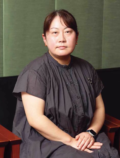河﨑 秋子