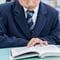 ｢最近読んだ本は？｣に『呪術廻戦』のノベライズを挙げる大学生…作家が｢中高生になったらこれ｣と勧める書名
