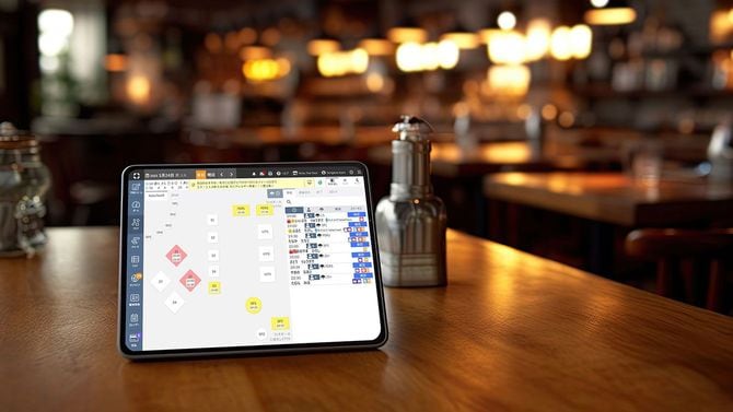 TableCheck管理画面。予約状況が色分けされ、ひと目でわかるようになっている