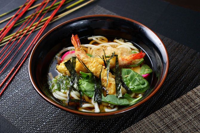 海老天ぷらうどん