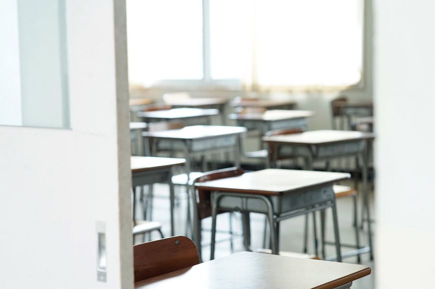 人がいない教室