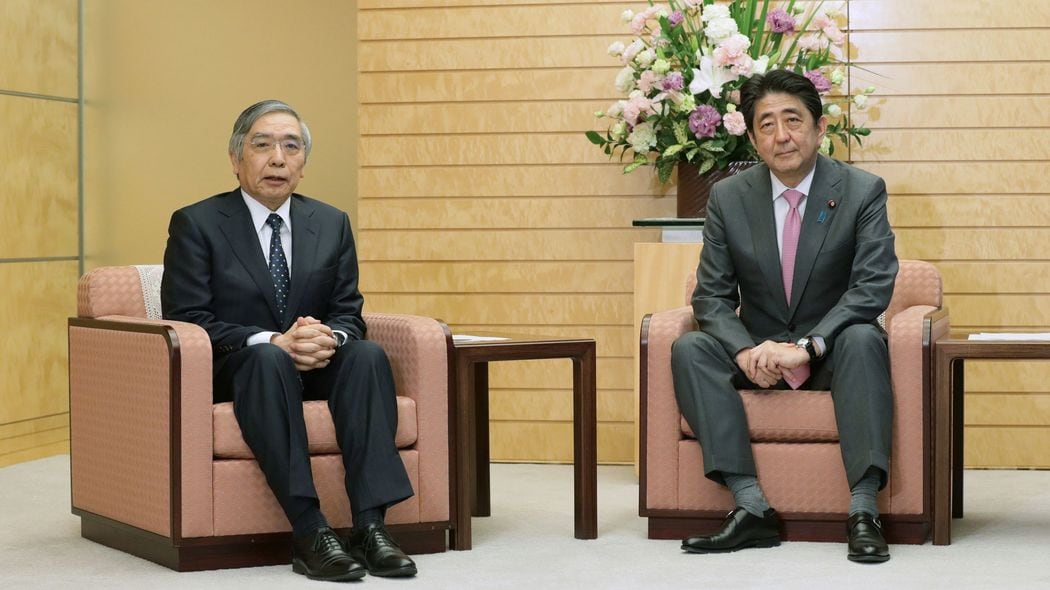 コロナの後に必ずくる｢日銀リスク｣というアベノミクスのツケ 円をドルに換えておいたほうがいい