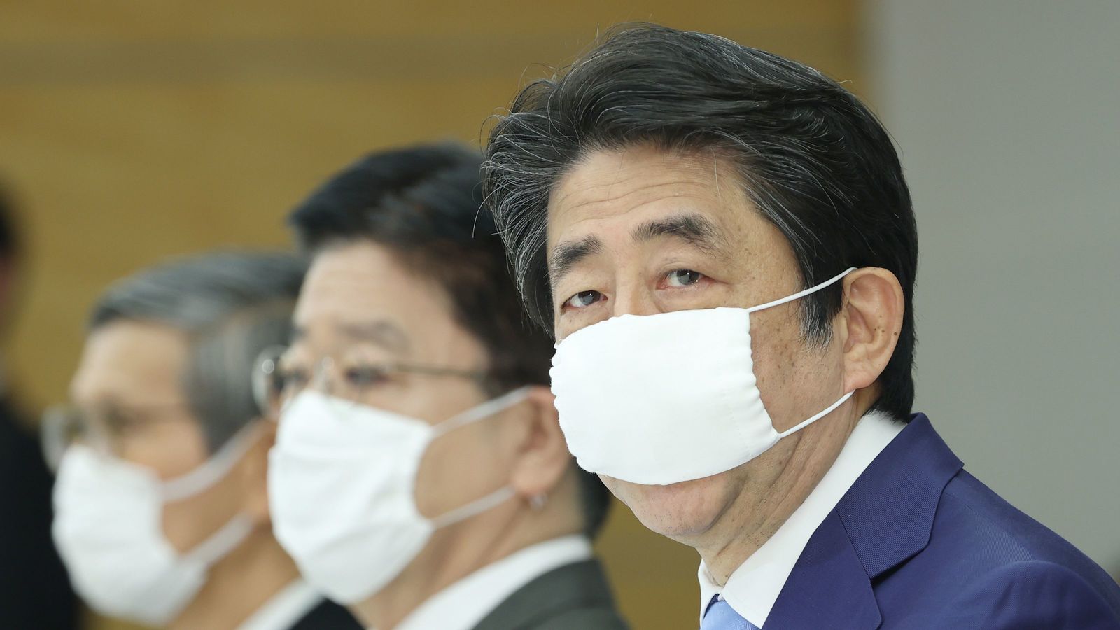 安倍首相は他国の女性リーダーと比べてなぜこんなにも頼りないのか 指示が曖昧な上に｢誤解｣だと逃げる