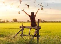 「産まない人生」を選んだ人の葛藤と幸福