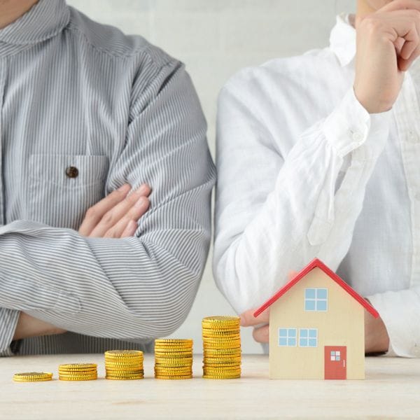 ｢繰り上げ返済｣も｢借り換え｣もリスクがある…住宅ローンを｢変動型｣で借りている人の"第三の選択肢"