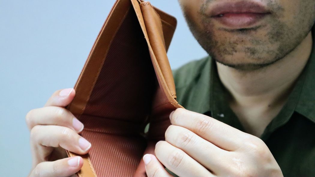 ひろゆき｢もう転職したほうがいいですよ｣…いくら働いても｢お金が貯まらない人｣の残念過ぎる口癖 せっかく稼いだ給料をドブに捨てていることに気付いていない