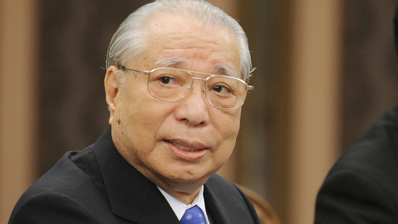 池田大作氏死去で宗教界に禁断メスが入る可能性…連立解消論浮上の自公"崩壊ドミノ"で彼らが最も恐れること 宗教課税の議論がされなかったのは公明党の顔色を窺っていたから