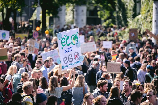 ミュンヘンでの気候変動対策の強化を訴える「気候ストライキ」
