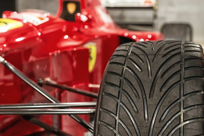 フェラーリのタイヤ