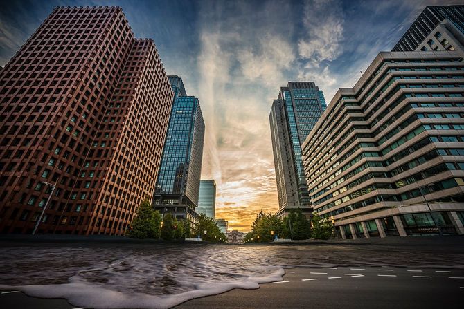 水浸しになる丸の内