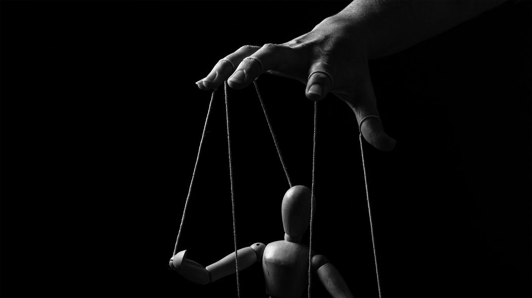 ｢ダメだこの人、なんで管理職になれたんだ？｣50代のダメ上司が無能ぶりをフルに発揮している歴史的理由 昭和おじさん上司を思うがままに動かす｢ダークサイド･スキル｣とは