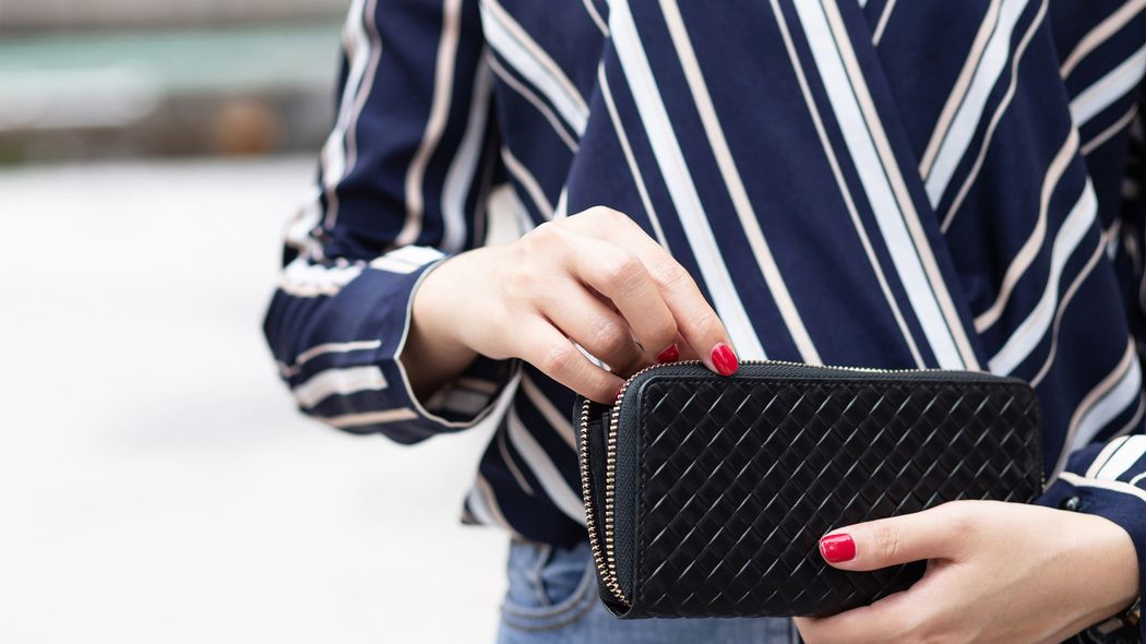 何にお金を使えば幸せになれるのか…最新研究で判明｢買うと幸福度がもっとも上がる商品｣の種類 だから庭にお金をかけても幸せになれない